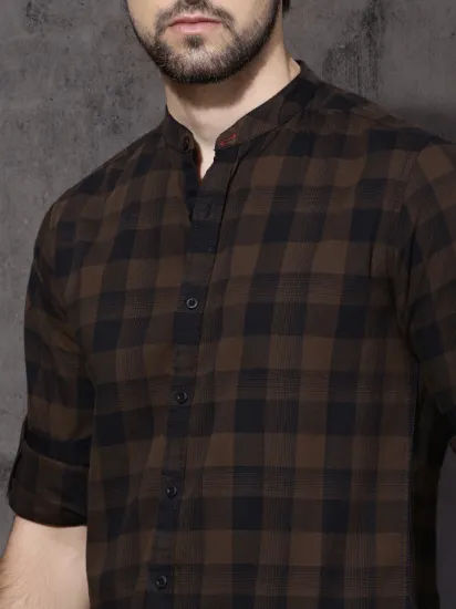 Men Brown & Black Slim Fit Checked Casual Shirt