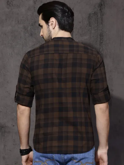 Men Brown & Black Slim Fit Checked Casual Shirt
