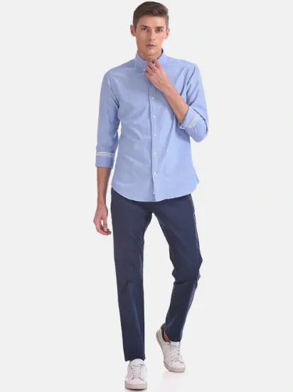 Picture of Men Blue Regular Fit Solid Casual Shirt